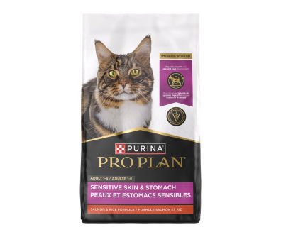 A bag of Pro Plan Sensitive Skin and Stomach Adult Salmon and Rice dry cat food.